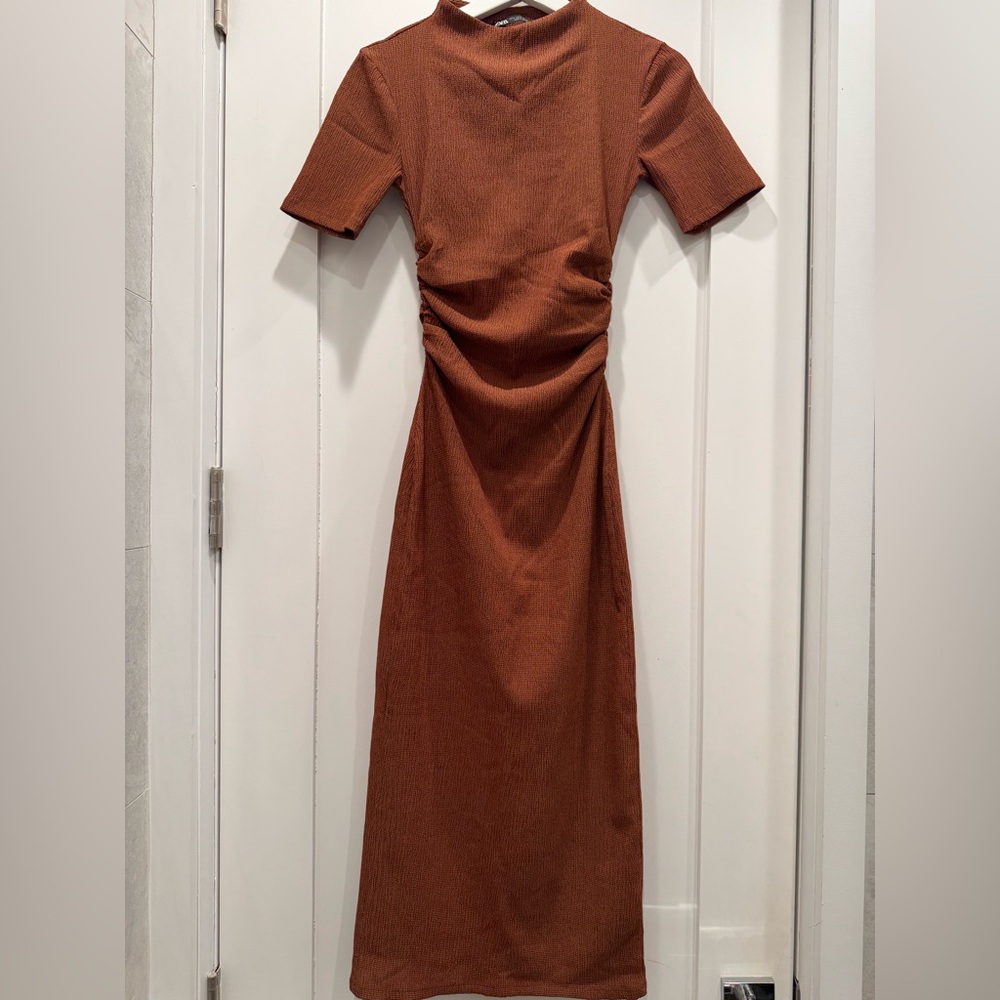 ZARA Rust Textured Midi Dress | Ruched Waist